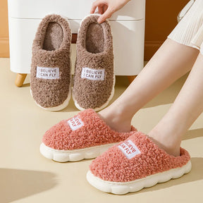 Pantufa Peludinha Unissex Antiderrapante